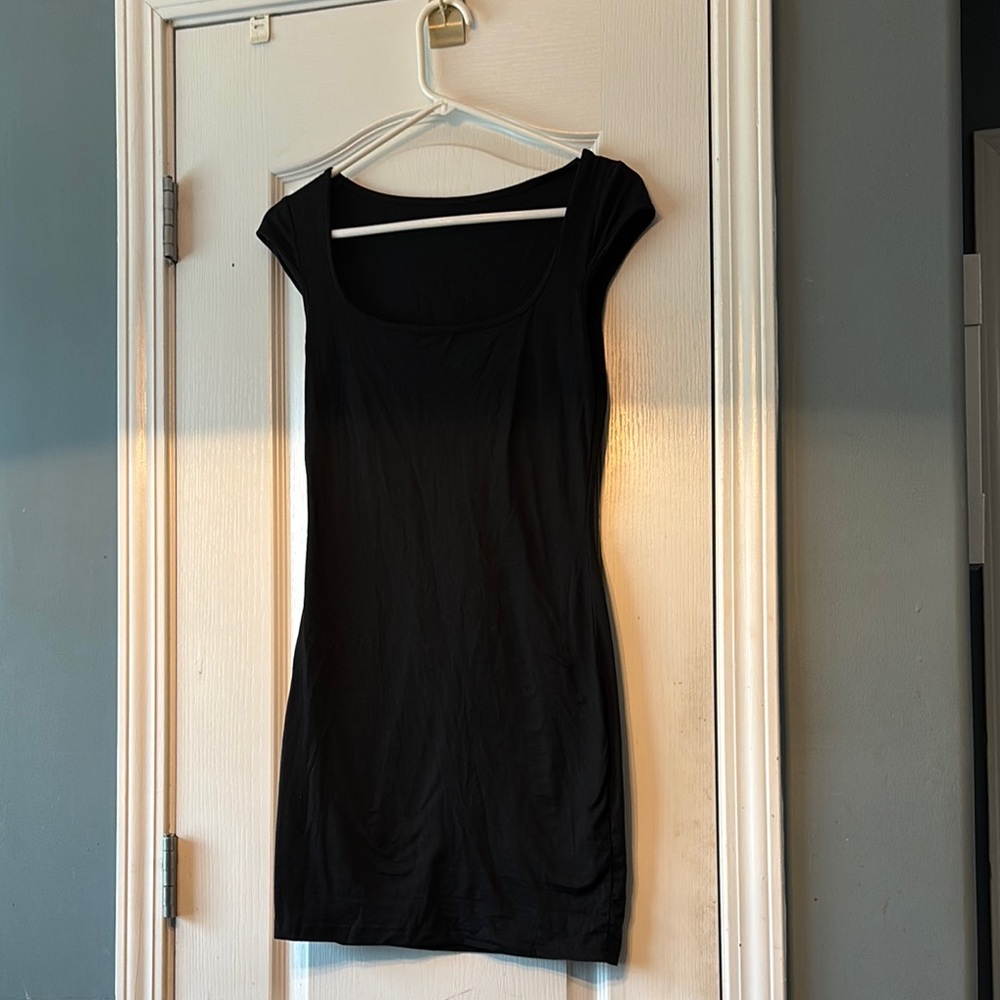 SHEIN Black Mini Dress Square Neck Cap Sleeve Size Small Used